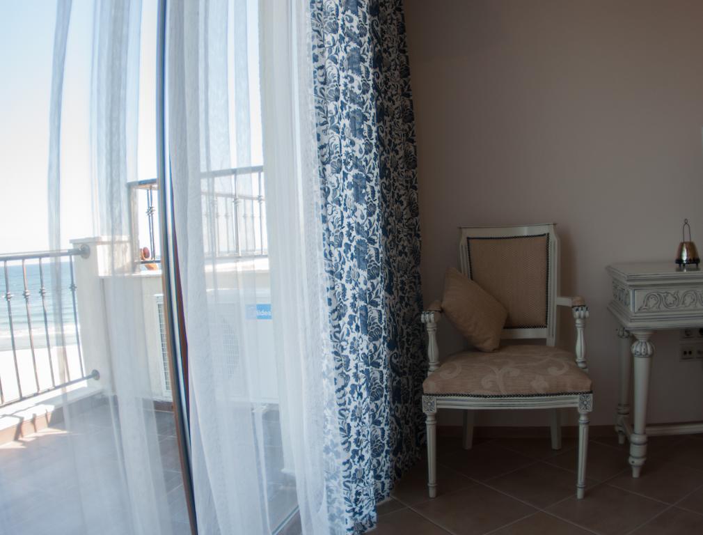 Rocamar Beach Resort Tsarevo Ruang foto